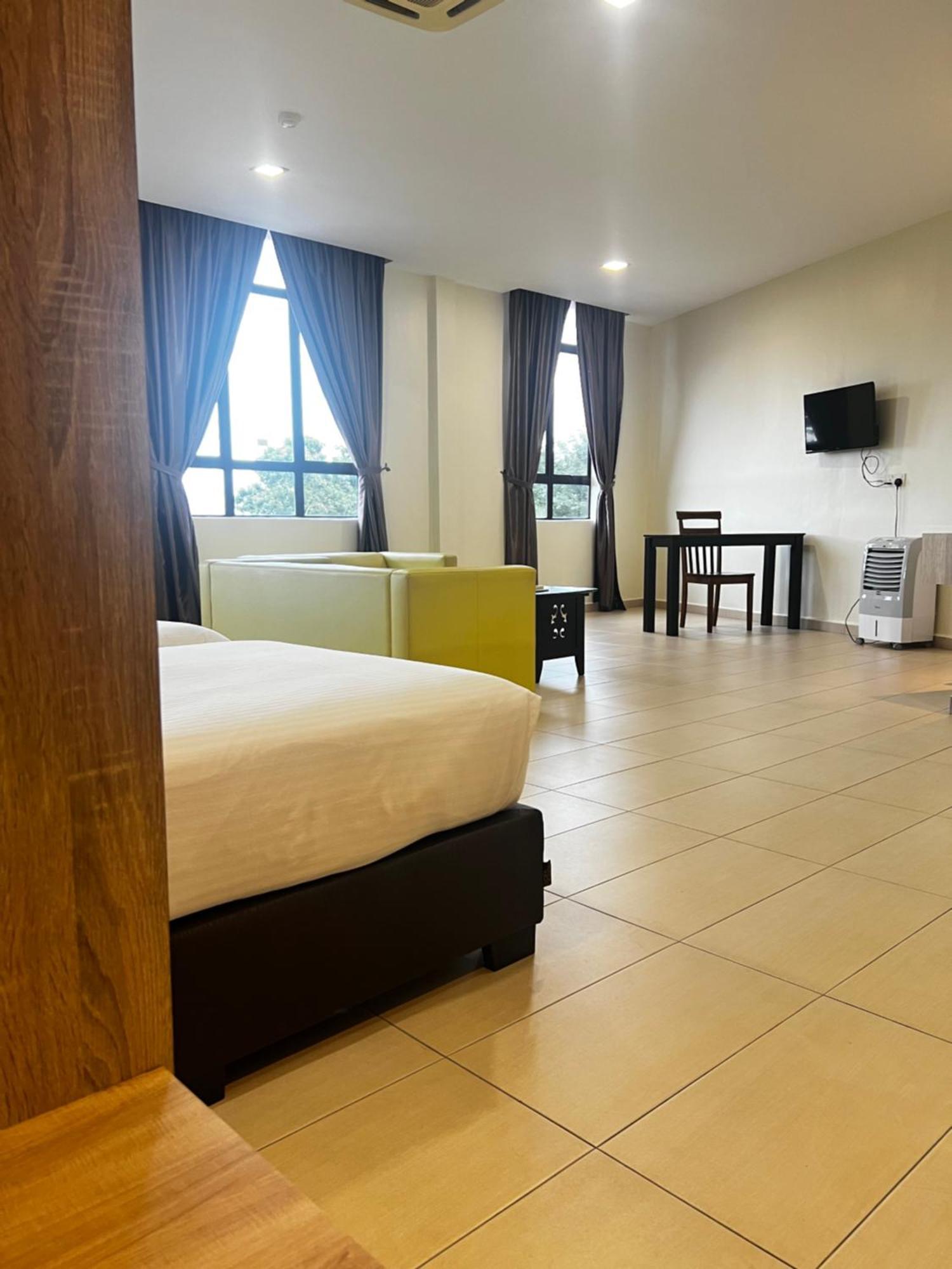 Sin Lien Hotel Kluang Exterior photo