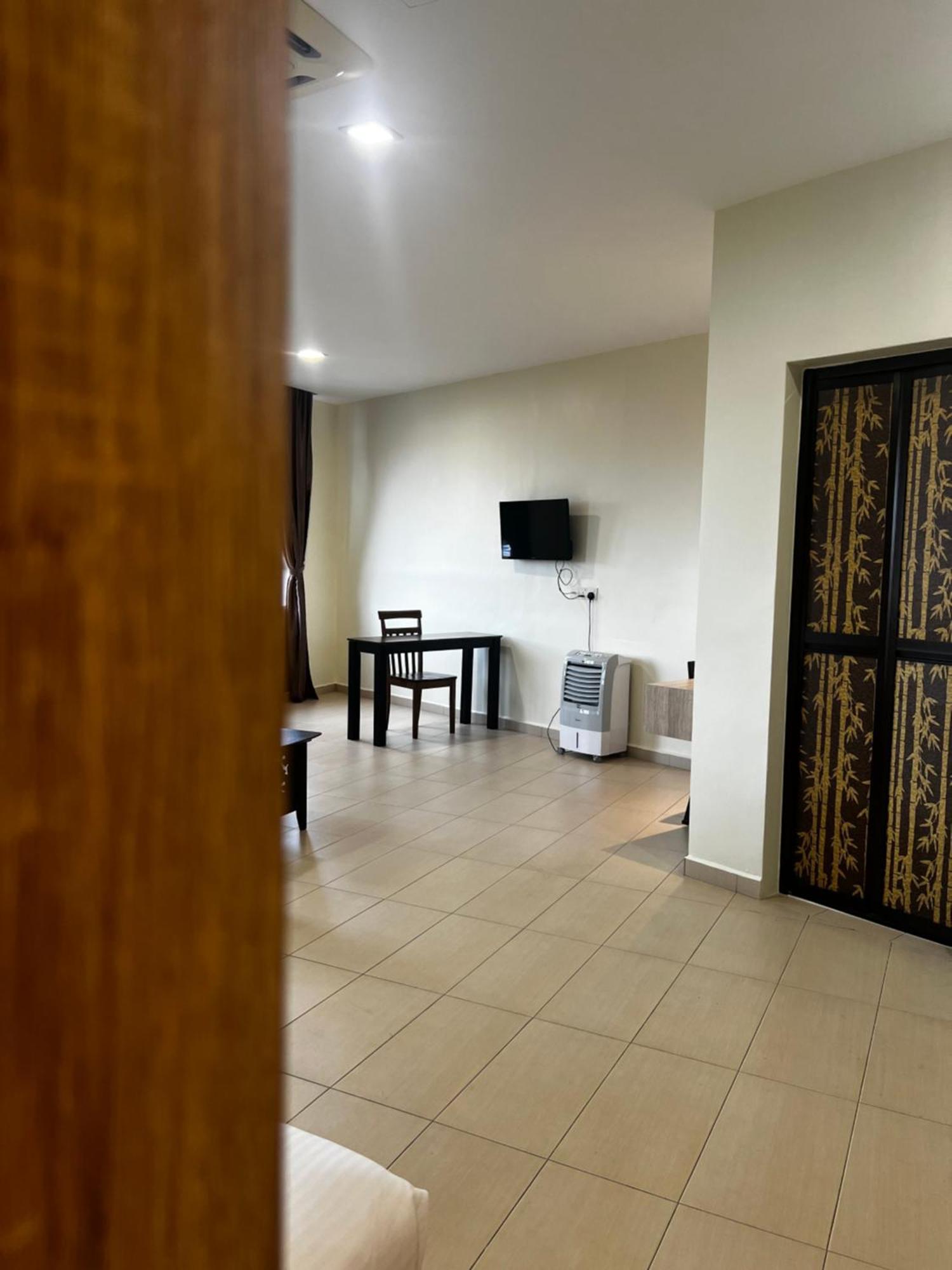 Sin Lien Hotel Kluang Exterior photo